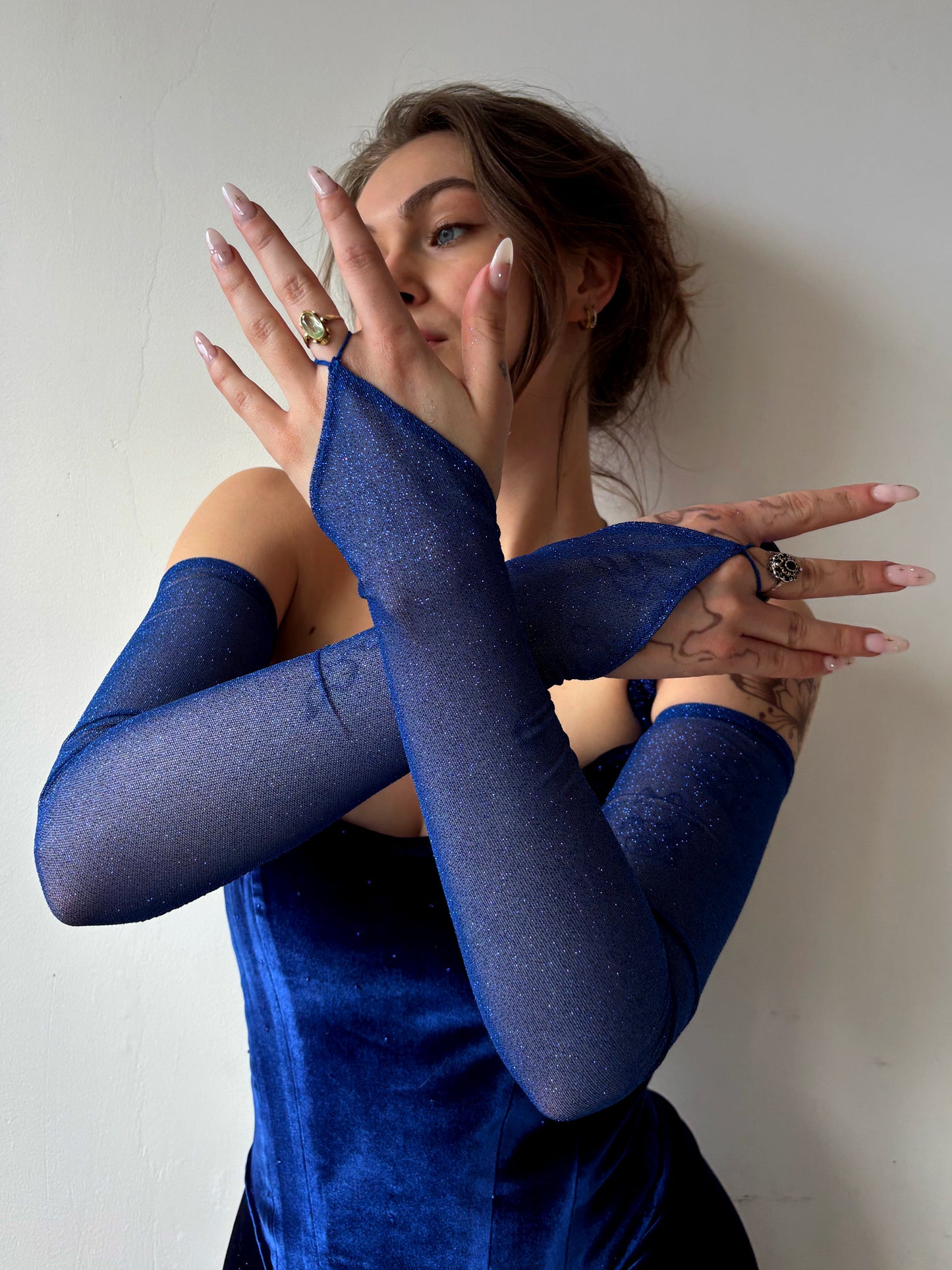 ASF Cobalt Glitter Gloves *verhuur*
