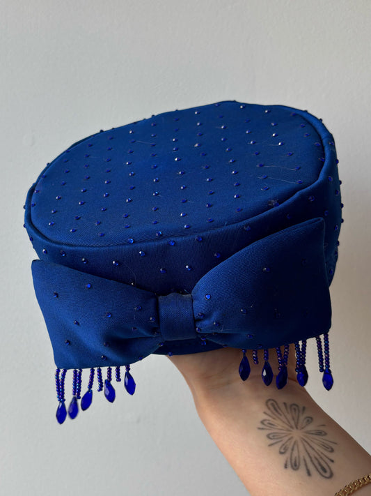 AFS Pill Box Hat *verhuur*