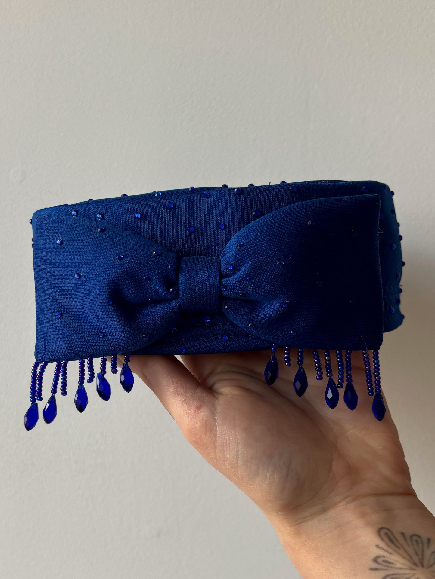 AFS Pill Box Hat *verhuur*