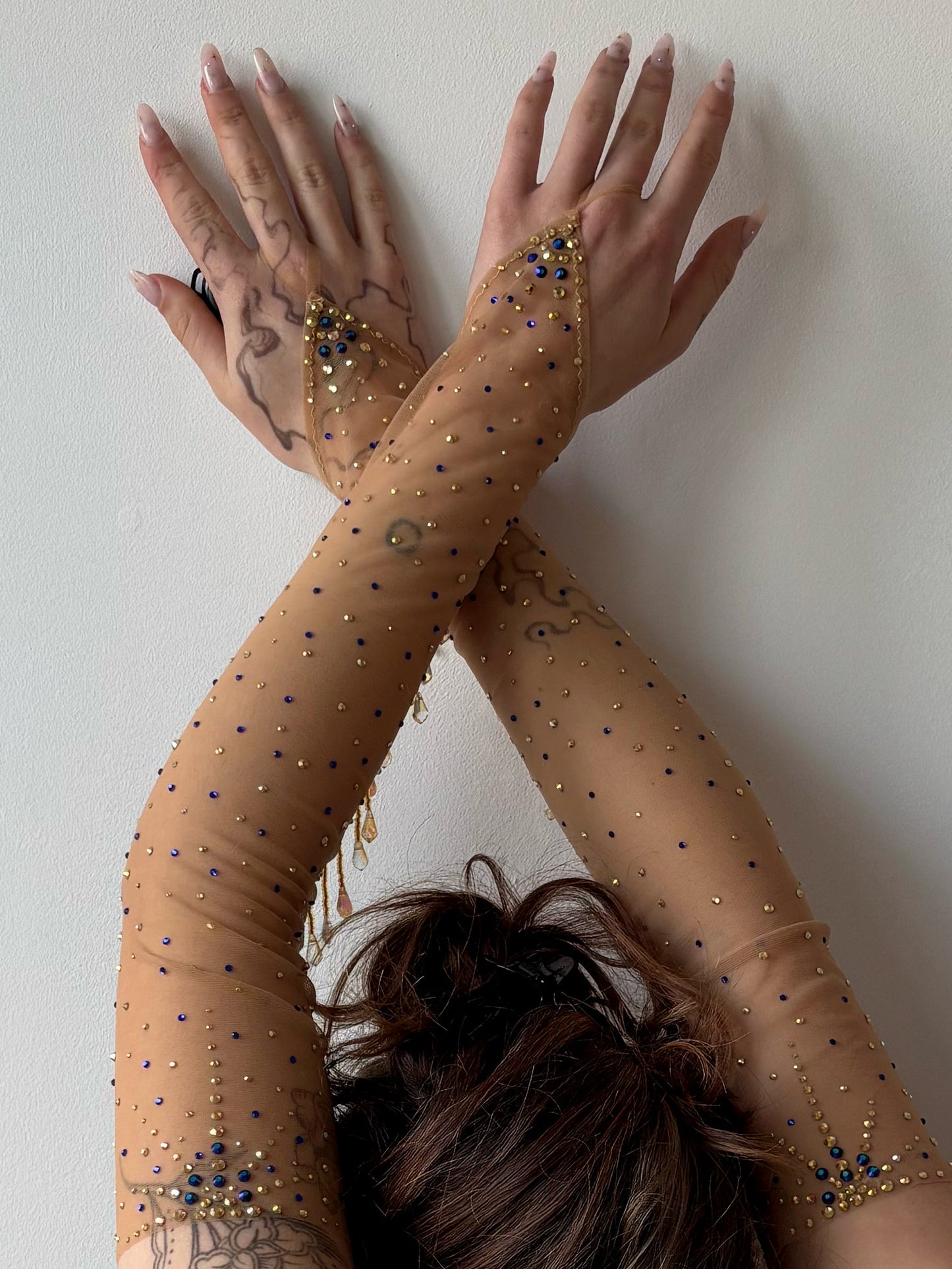 ASF Beaded & Rhinstoned Mesh Gloves *verhuur*
